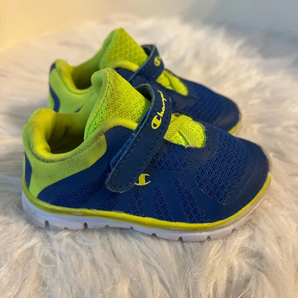 Champion Toddler Sneakers - Picture 2 of 6